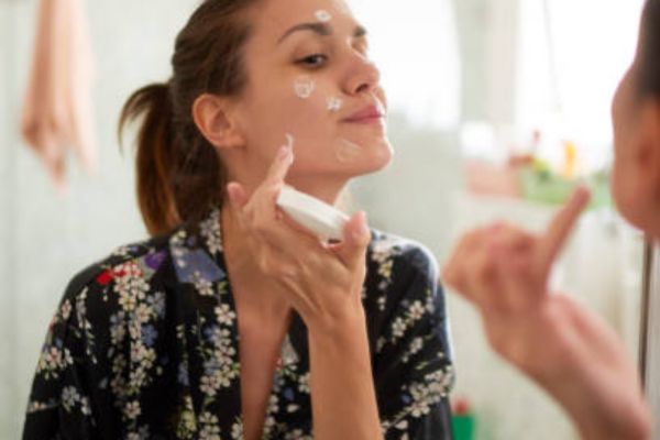 Weekly Skincare Schedule